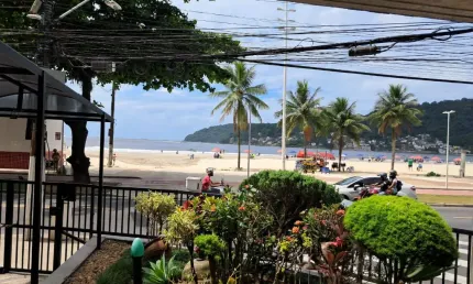 Apartamento Duplex para Alugar em Frente Praia 60m² 01 dorm. Gonzaguinha, São Vicente-SP