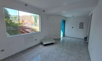 Casa Duplex com Sacada para Alugar, 03 Dorm. Vila Votorua, São Vicente SP