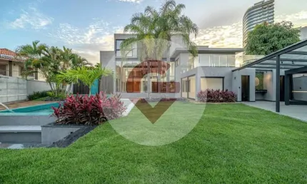 Casa em condomínio fechado com 5 quartos à venda na Avenida Luiz Aranha, 977, Barra da Tijuca, Rio de Janeiro por R$ 13.990.000
