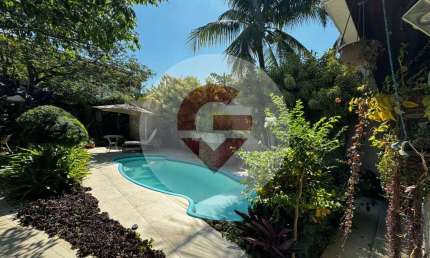 Casa em condomínio fechado com 5 quartos à venda na Avenida Vereador Francisco Sabino da Costa, 1045, Centro, Maricá, 460 m2 por R$ 2.730.000