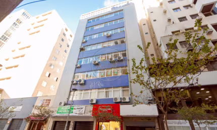 Oportunidade Única! Estabeleça seu Negócio em uma Localização Privilegiada em Curitiba!