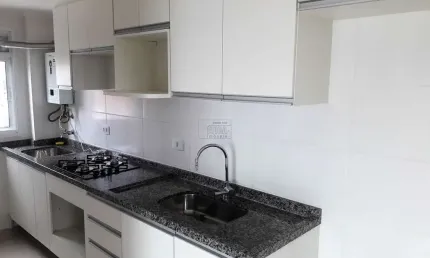 Apartamento com 1 quarto para alugar na rua almirante gonçalves, 1675, rebouças, curitiba, 44 m2 por r$ 2.250