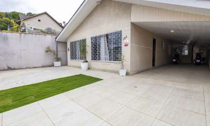 Casa com 3 quartos à venda na Rua Jornalista Ali Chehayde Bark, 194, Santa Cândida, Curitiba, 147 m2 por R$ 690.000