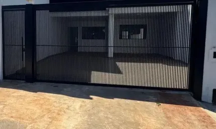Casa com 3 quartos à venda na Rua Leopoldo de Bulhões, 15, Vila Fátima, Jataí