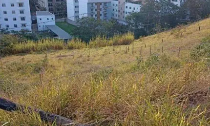 Terreno à venda, 360 m² por R$ 195.000 - Recanto da Mata 2 - Juiz de Fora/MG
