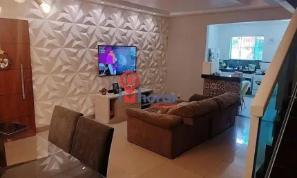 Casa duplex com 3 dormitórios à venda, 110 m² por R$ 550.000 - Recanto da Mata - Juiz de Fora/MG