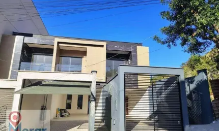 Casa duplex com 3 quartos, sendo 1 suíte, à venda por R$ 595 mil - Recanto da Mata - Juiz de Fora/MG