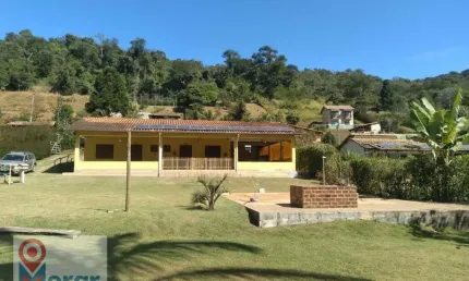 Chácara com 4 dormitórios à venda, por R$ 510 mil - Condomínio Vale do Tinguá - Paula Lima - Juiz de Fora/MG