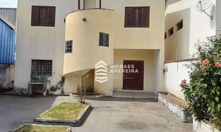 Sobrado com 4 dormitórios, 208 m² - venda por R$ 599.000,00 ou aluguel por R$ 5.000,00/mês - São Benedito - Pindamonhangaba/SP