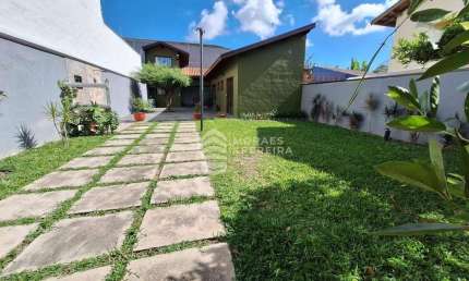 Sobrado com 2 dormitórios para alugar, 101 m² por R$ 2.276,96/mês - Jardim Santa Cecília - Pindamonhangaba/SP