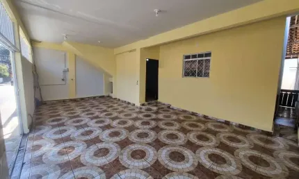 Sobrado com 3 dormitórios para alugar, 174 m² por R$ 2.680,00/mês - Santana - Pindamonhangaba/SP