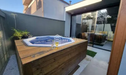Casa com 3 dormitórios à venda, 106 m² por R$ 750.000,00 - Residencial Vila Romana - Pindamonhangaba/SP