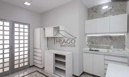 Sala comercial na Vila Prudente (fundos),  de 35m2,   piso em porcelanato, com fácil acesso ao Metr