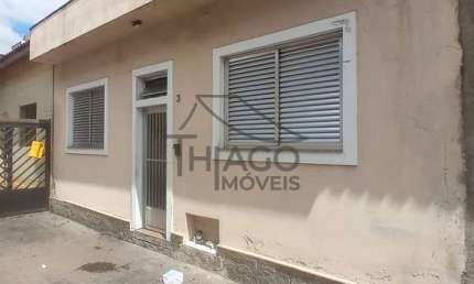 Casa térrea à venda no Belenzinho, 80m2 com 3 dormitórios, ao lado do Metrô Belém e a poucos minuto