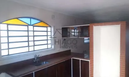Excelente ,  espaçoso  e conservado sobrado à venda, no bairro da Vila Ema, situado na zona leste d