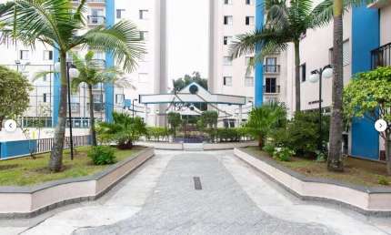 Apartamento para locação em Itaquera, imóvel de 60m², com 2 dormitórios, 1 vaga de garagem, fácil a