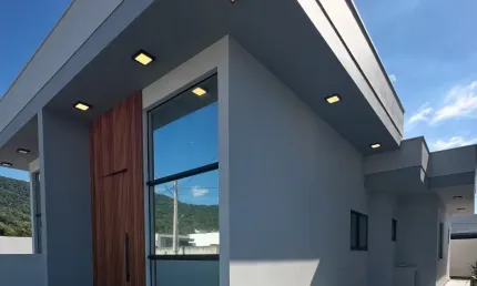 Casa com 2 quartos à venda no Forquilhas, São José 