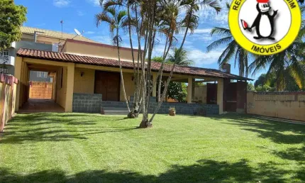 Casa excelente localização próximo praia e condução