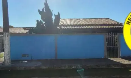 Casa à venda em Iguabinha, Araruama  por R$ 270.000