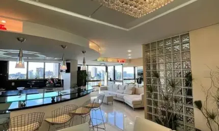 Impecável apartamento de alto padrão em área nobre da cidade