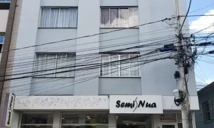 Apartamento com ótima localização no Bairro Exposição