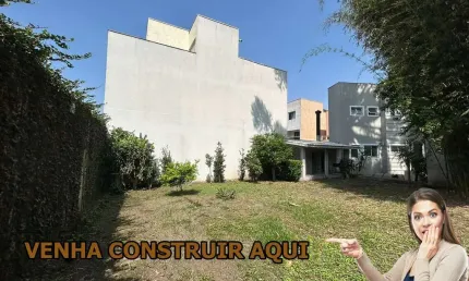Terreno à venda na Rua Abóbora, Uberaba, Curitiba