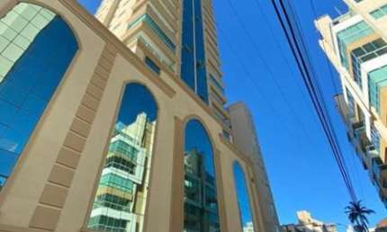 Apartamento com 3 quartos à venda na Rua 137, 274, Centro, Itapema