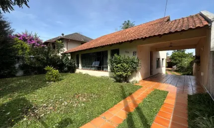 Oportunidade Imperdível em Santa Felicidade – Espaço, Conforto e Qualidade de Vida!