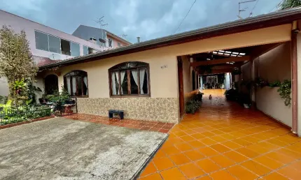 Casa com 3 quartos à venda na Rua Expedicionário Francisco Alves de Oliveira, Alto Boqueirão, Curitiba
