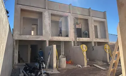 Casa com 2 quartos à venda na Rua Vereador Antônio Giacomassi, 161, Alto Boqueirão, Curitiba