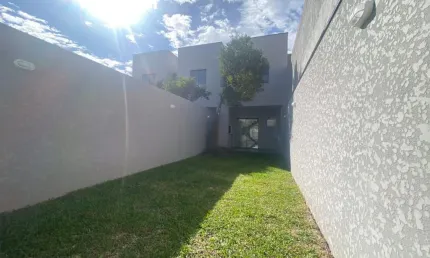 Casa com 3 quartos à venda na Rua Nathália Bozza, 148, Umbará, Curitiba
