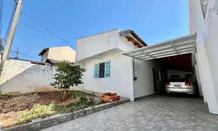Casa com 2 quartos à venda na Rua Gilmar José Carneiro, Xaxim, Curitiba