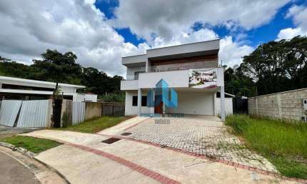 Casa com 4 quartos à venda, 300 m² por R$ 1.790.000 - Residencial Alvim - Juiz de Fora/MG