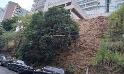 Terreno à venda, 360 m² por R$ 600.000,00 - Cascatinha - Juiz de Fora/MG