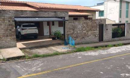 Casa com 3 Quartos à venda, 300 m² por R$ 930.000 - Bom Clima - Juiz de Fora/MG