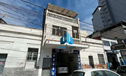 Casa com 3 quartos amplos à venda por R$ 320.000 - Centro - Juiz de Fora/MG