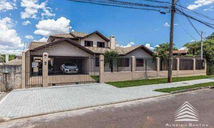 Casa a venda Santa Felicidade, 4 dormitórios, 2 vagas de garagem,  Rua Serafim Lucca