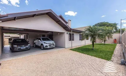 Casa a venda São Braz, 4 dormitórios, 2 vagas de garagem, Rua Serafim Lucca