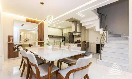 Sobrado com 4 dormitórios à venda, 177 m² por R$ 1.450.000,00 - Boqueirão - Curitiba/PR