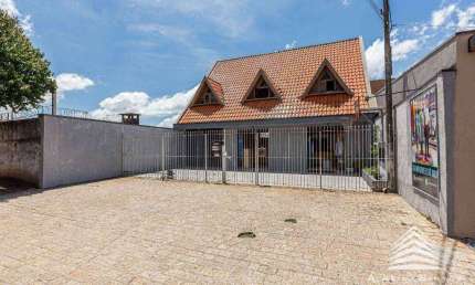 Sobrado comercial a venda Novo Mundo, 5 dormitórios, 5 vagas de garagem, triplex residencial e comercial