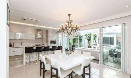 Casa em condomínio à venda - Porteira Fechada - por R$ 4.200.000 - Mercês - Curitiba/PR
