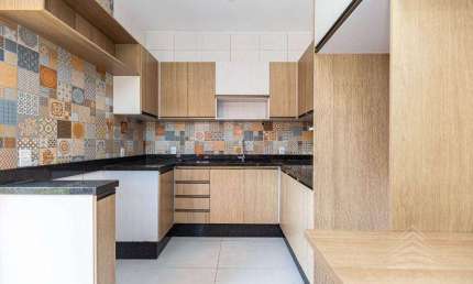 Sobrado com 4 dormitórios à venda, 144 m² por R$ 1.190.000,00 - Boqueirão - Curitiba/PR