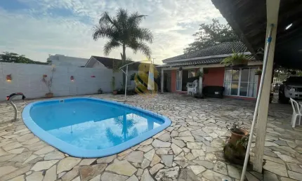Casa para temporada em guaratuba, figueira, 3 dormitórios, 2 banheiros, 3 vagas