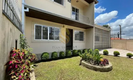 Sobrado para Venda em Curitiba, Boqueirão, 4 dormitórios, 2 suítes, 4 banheiros, 2 vagas