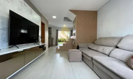 Casa para alugar na Rua Reinaldo Stocco, 546, Pinheirinho, Curitiba