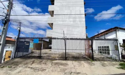 Apartamento para aluguel, no bairro Vermelha, Teresina/PI