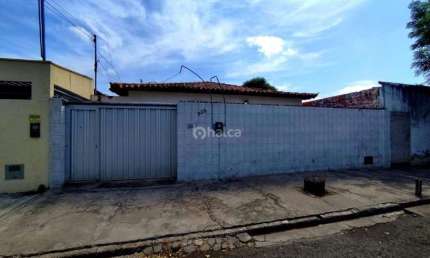 Casa Residencial à venda, no bairro Marques, Teresina/PI