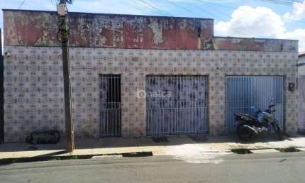 Casa Residencial à venda, no bairro Itarare, Teresina/PI
