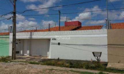 Casa Residencial à venda, no bairro Santa Isabel, Teresina/PI