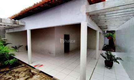 Casa Residencial à venda, no bairro Monte Castelo, Teresina/PI